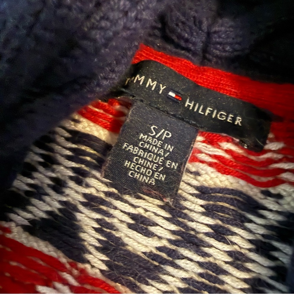 Navy and Red Patterned Sweater - Picture 4 of 7